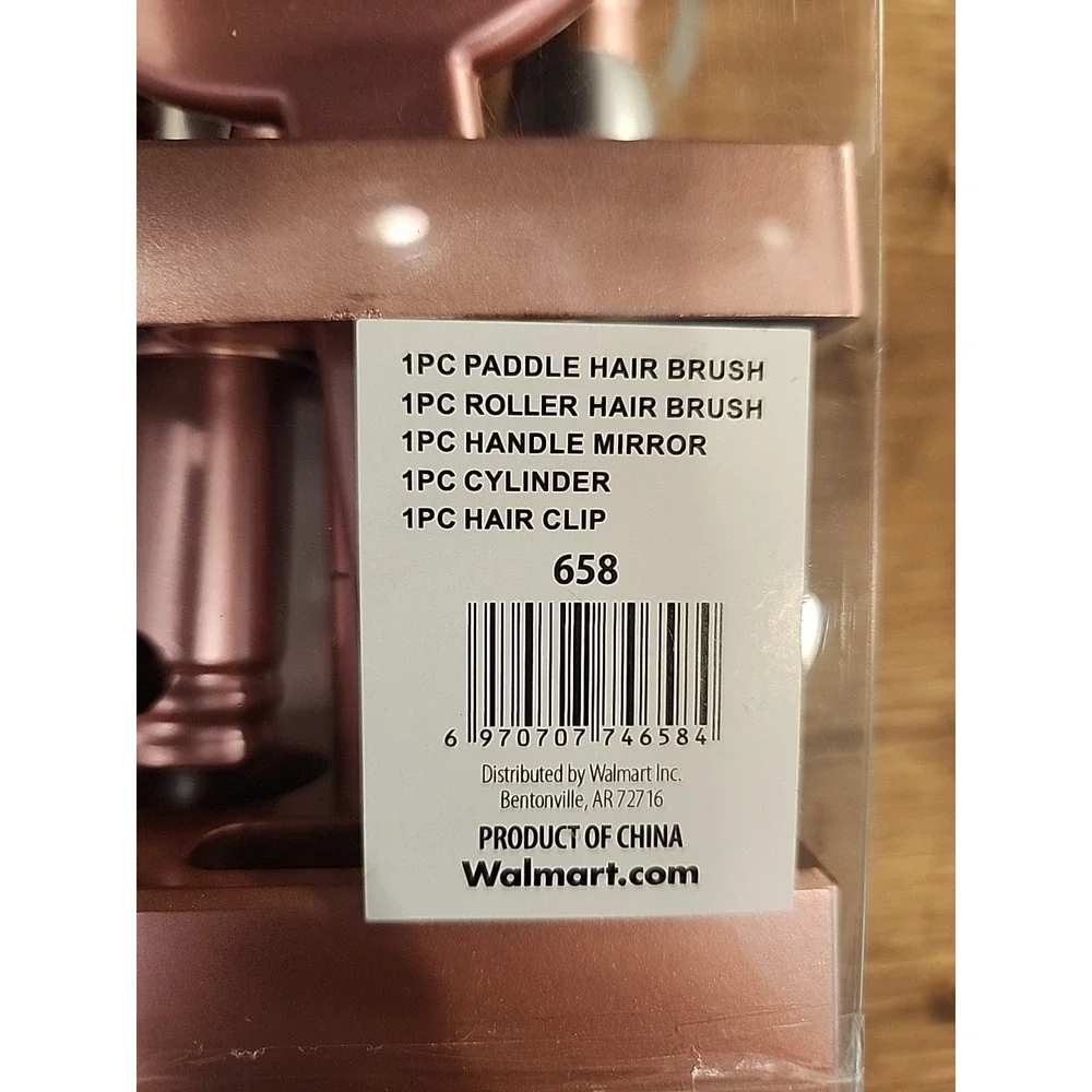 The Unbranded Brand pc hair